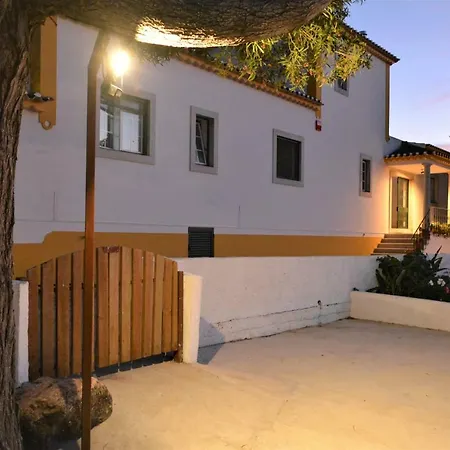 Casal Dos Cantos * 킨타 두 안주