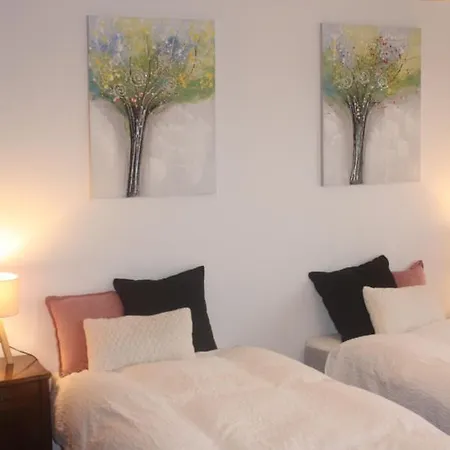 펜션 Casal Dos Cantos 킨타 두 안주