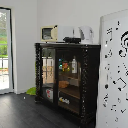 펜션 Casal Dos Cantos