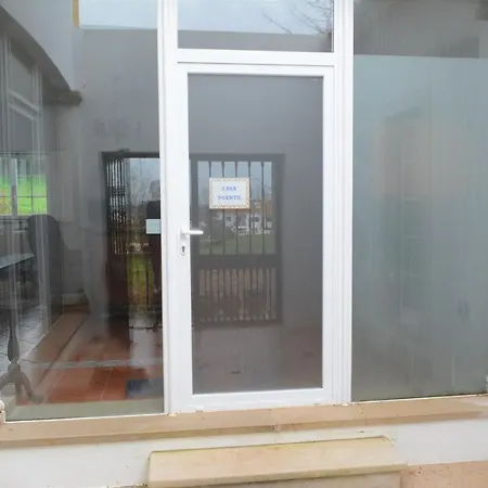 Casal Dos Cantos Ferienhaus